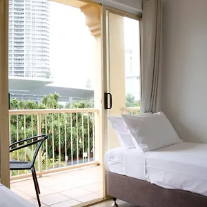 https://breeze-inn.queenslandhotels.net