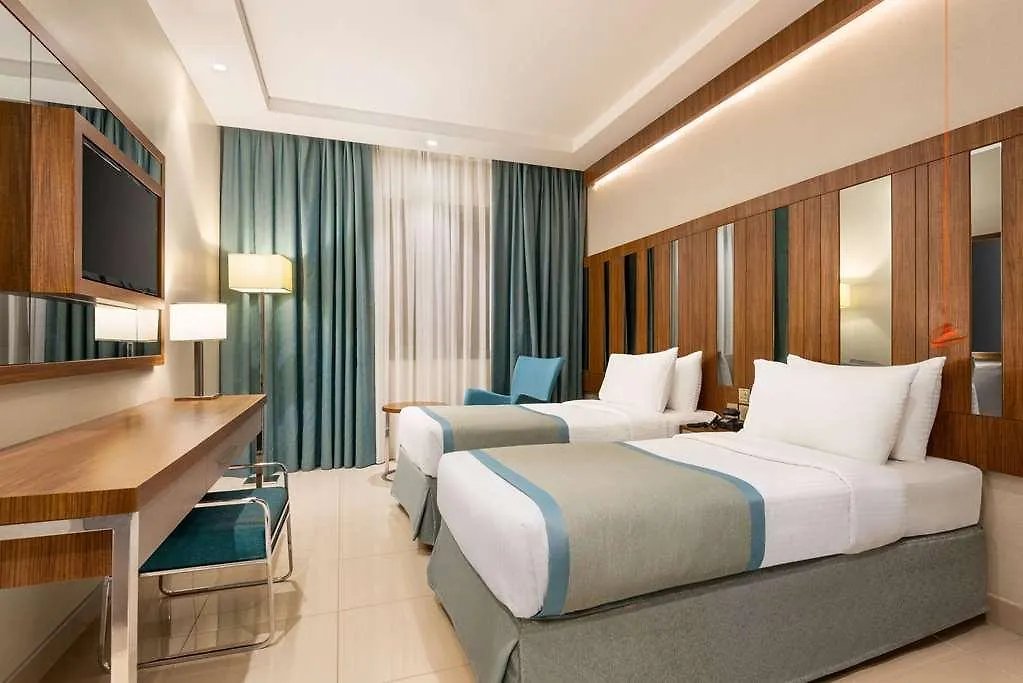 Ramada By Wyndham Makkah Zad Al Tayseer Mecca 3*,