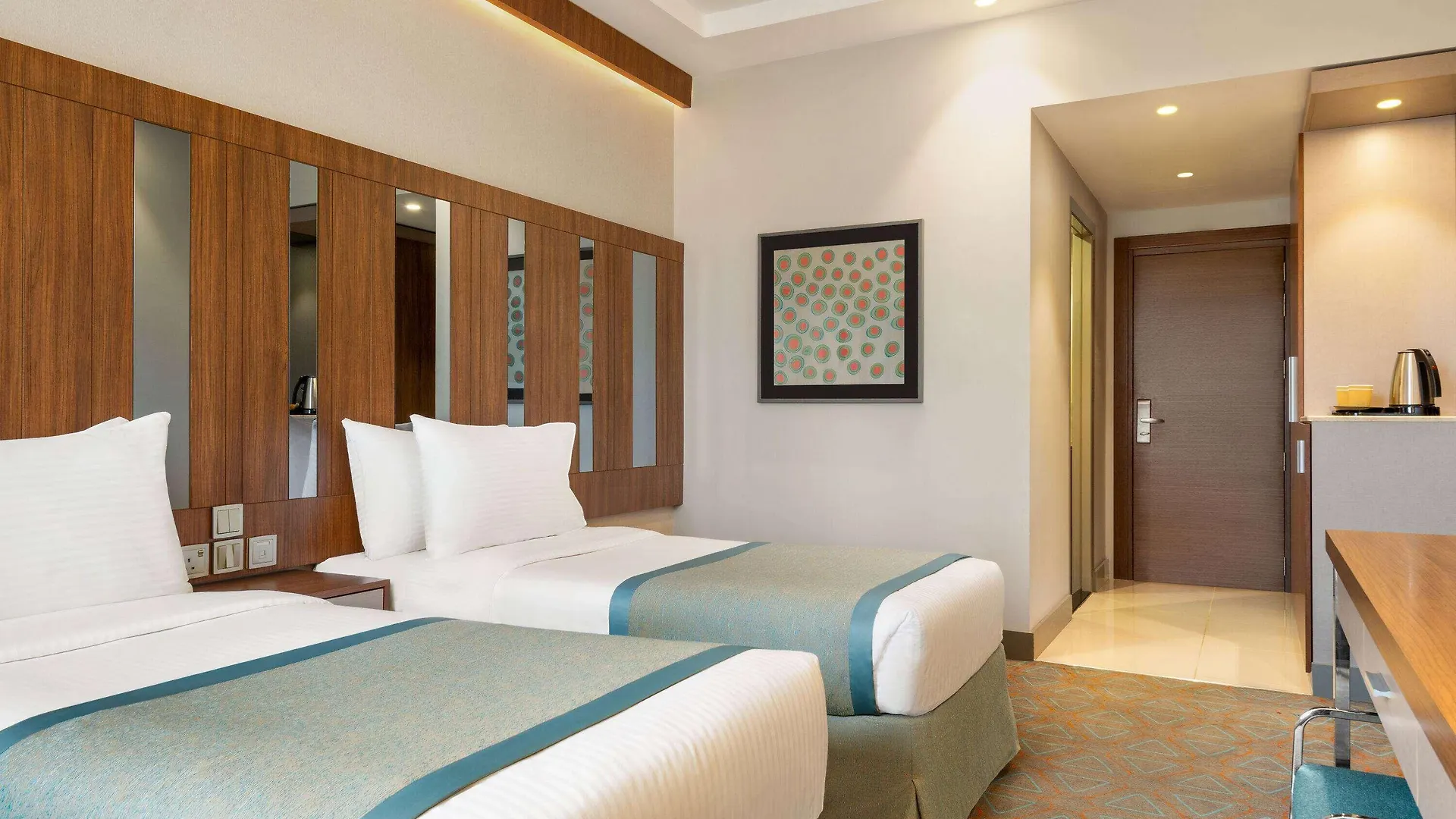 Ramada By Wyndham Makkah Zad Al Tayseer La Mecque